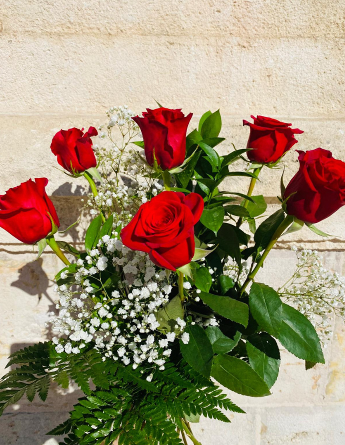 RAMO DE 6 ROSAS ROJAS