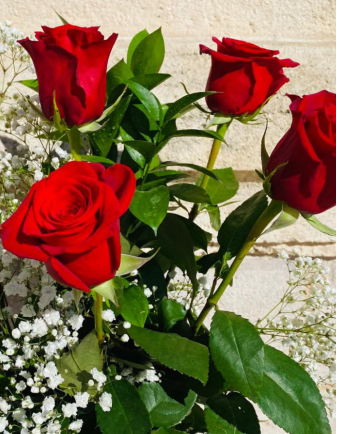 RAMO 12 ROSAS 70 cm SIN VIDRIO 2