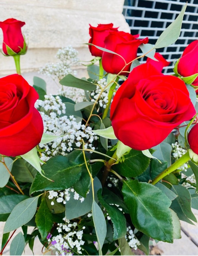 Ramo 12 Rosas Rojas con vidrio