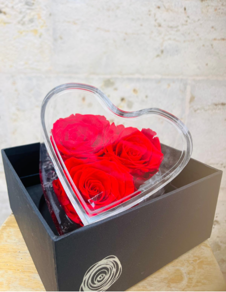 Flowercube Corazón Grande 3 Rosas Rojas